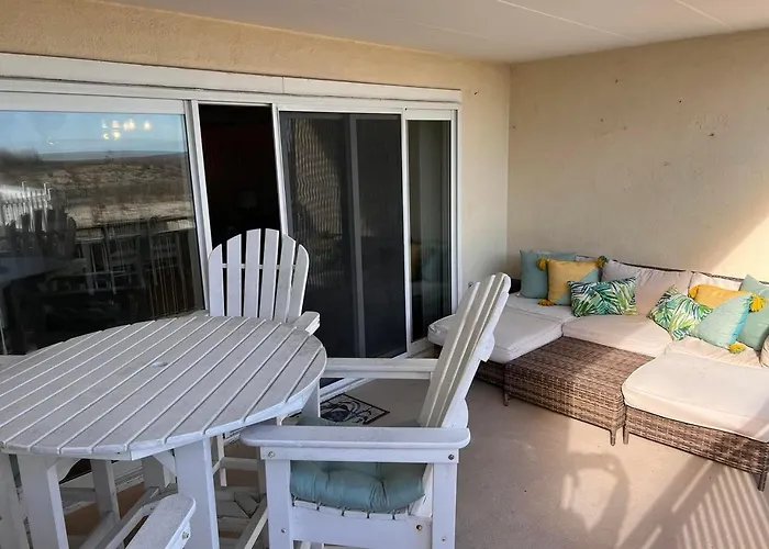 Holiday home Direct Oceanfront With Pool 68th St With Pool *