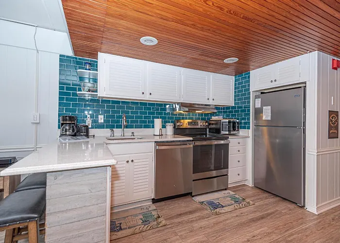 Direct Oceanfront With Pool 68th St With Pool * Ocean City